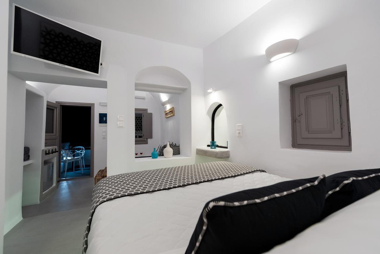 โมเดิร์น สวีท Aparthotel ฟิรา ภายนอก รูปภาพ